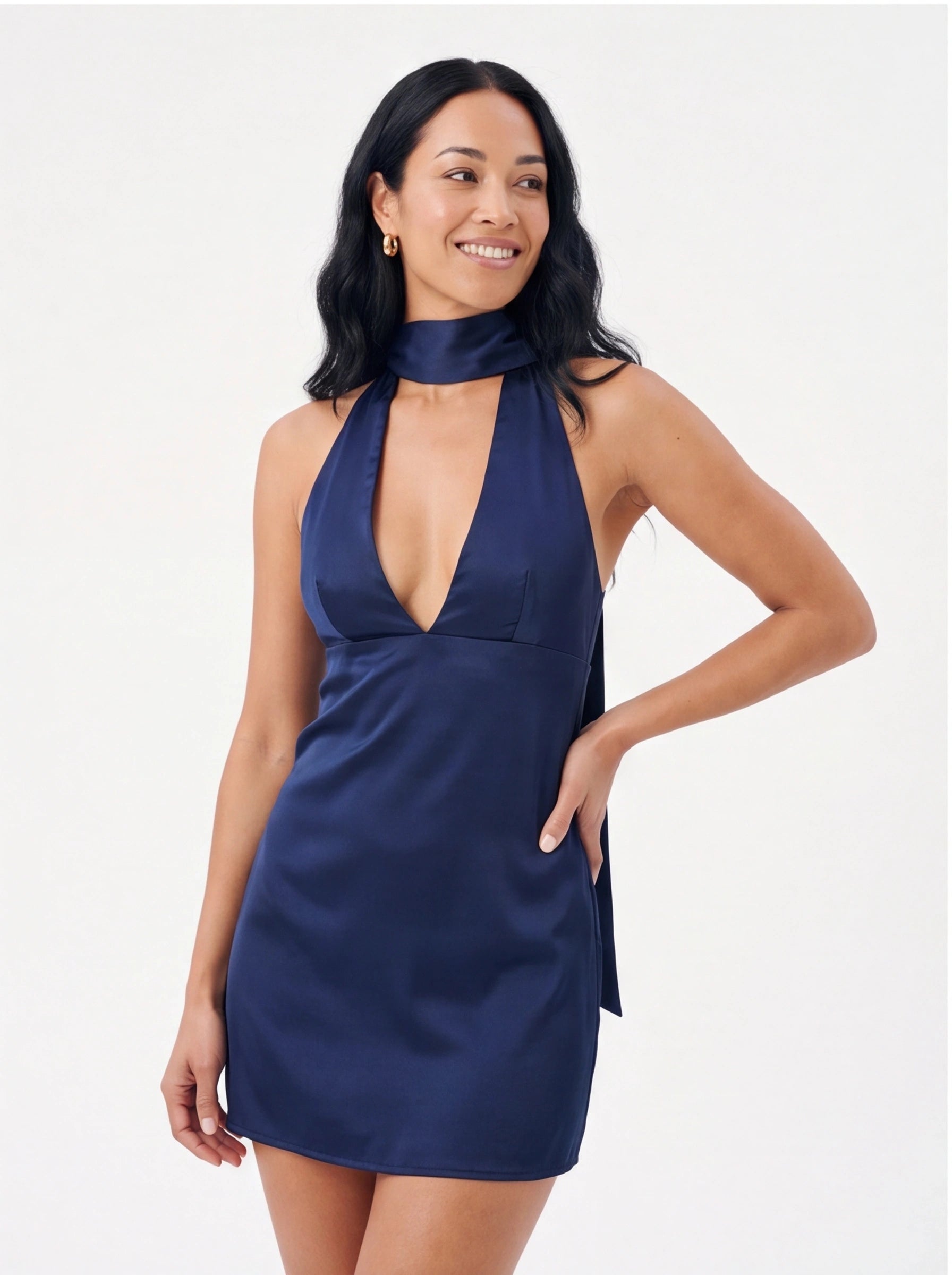 Mini Robe de Soirée Col V Dos Nu Chic