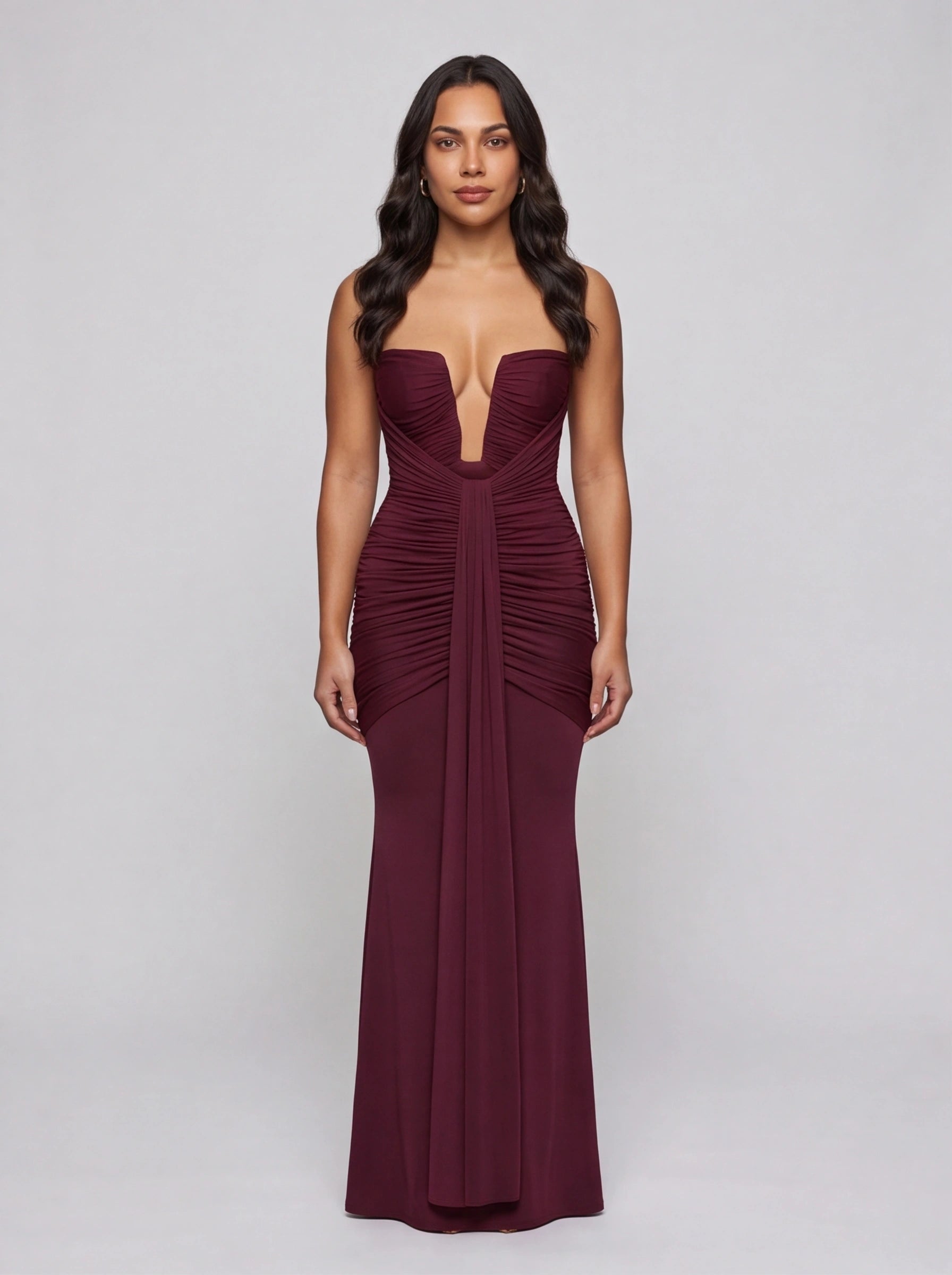 Robe de Soirée Bodycon Col Licou Dos Nu Élégante