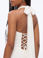 Robe de Soirée Col Licou Taille Cintrée Chic