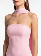 Robe de Soirée Col Licou Ruban Élégante